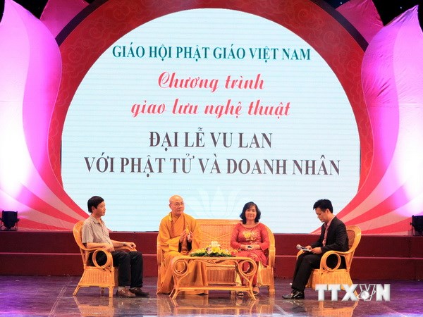 Art exchange for charity with title “the Parents’ Day Festival with Buddhists and businessmen” takes place in Hanoi